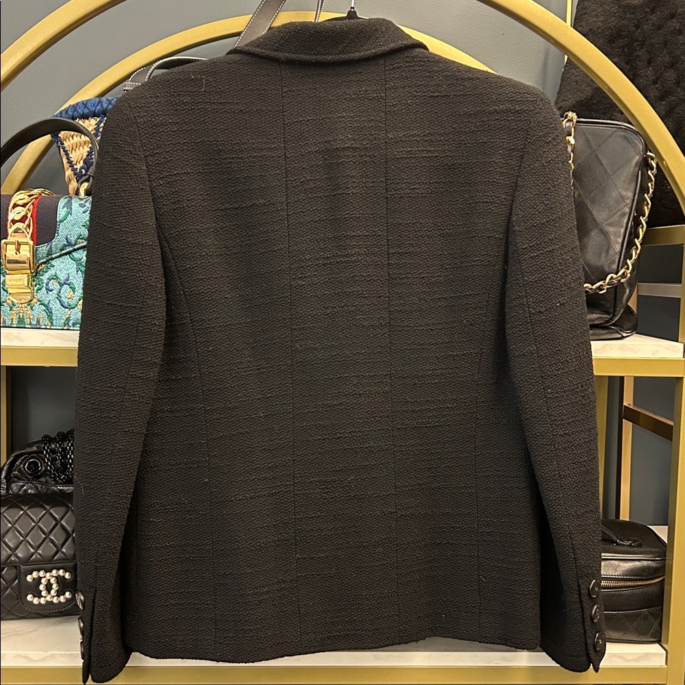 Chanel Boutique Vintage 1998 Black Cropped Wool Bouclé Jacket | CC Buttons FR 40 - Picture 2 of 9
